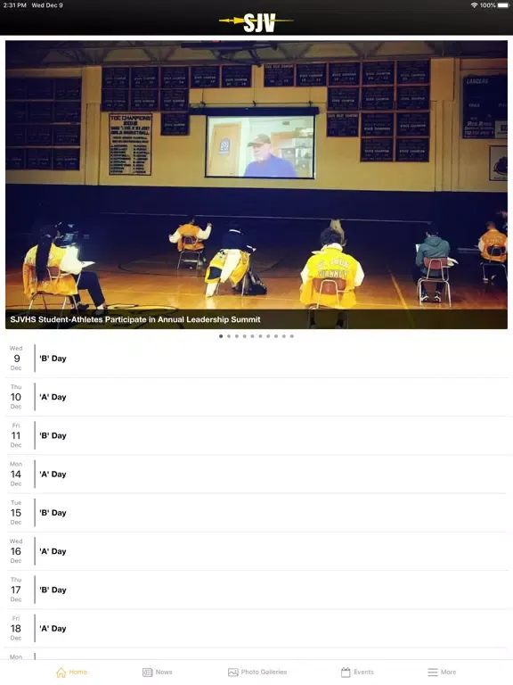 ภาพหน้าจอของ Saint John Vianney HS iPad 