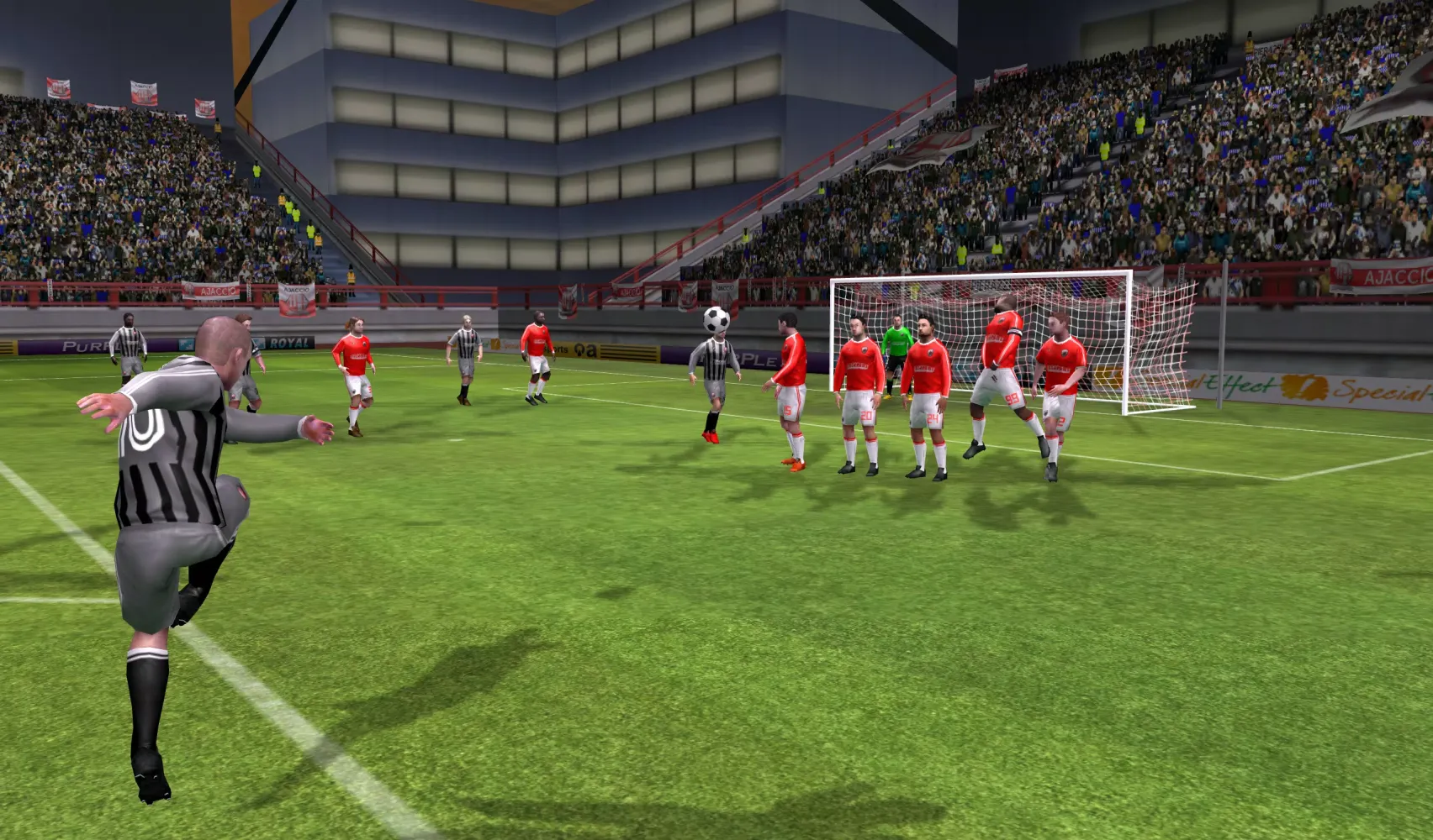Tangkapan layar Dream League Soccer