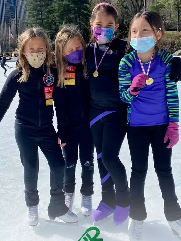 تصاویر Wollman Rink Skating School iPad 