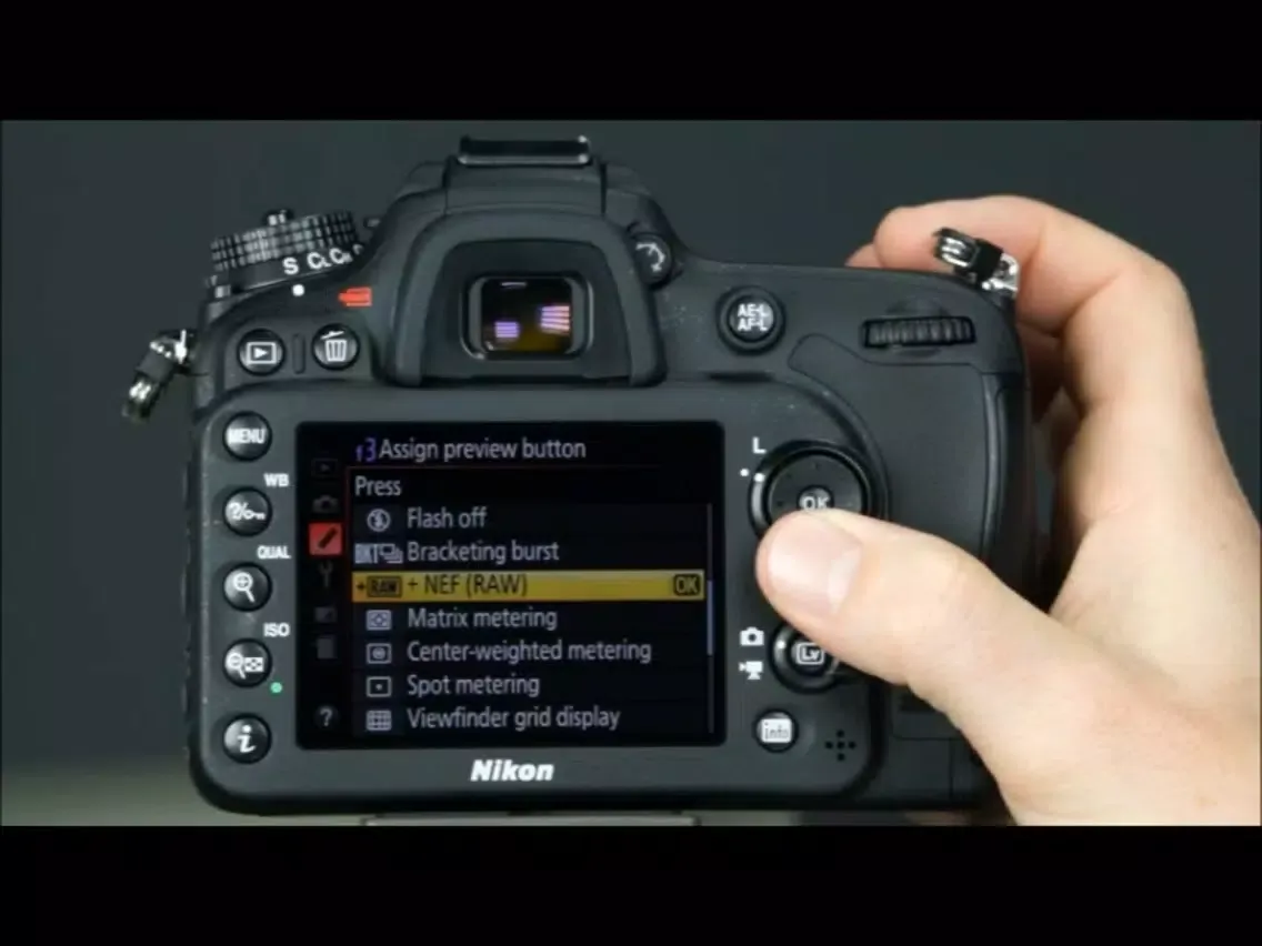 تصاویر Nikon D7100 Beyond the Basics by QuickPro HD iPad 