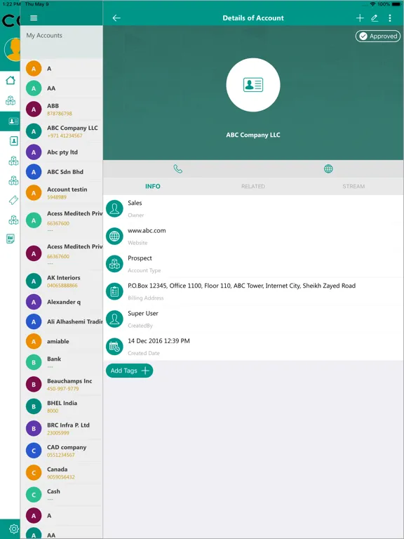 Ảnh chụp màn hình của Centra CRM iPad 