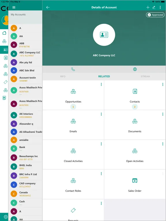 Ảnh chụp màn hình của Centra CRM iPad 