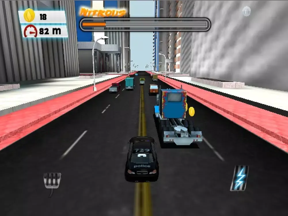 Capturas de pantalla de 3D Police chase pursuit on the traffic highway iPad 