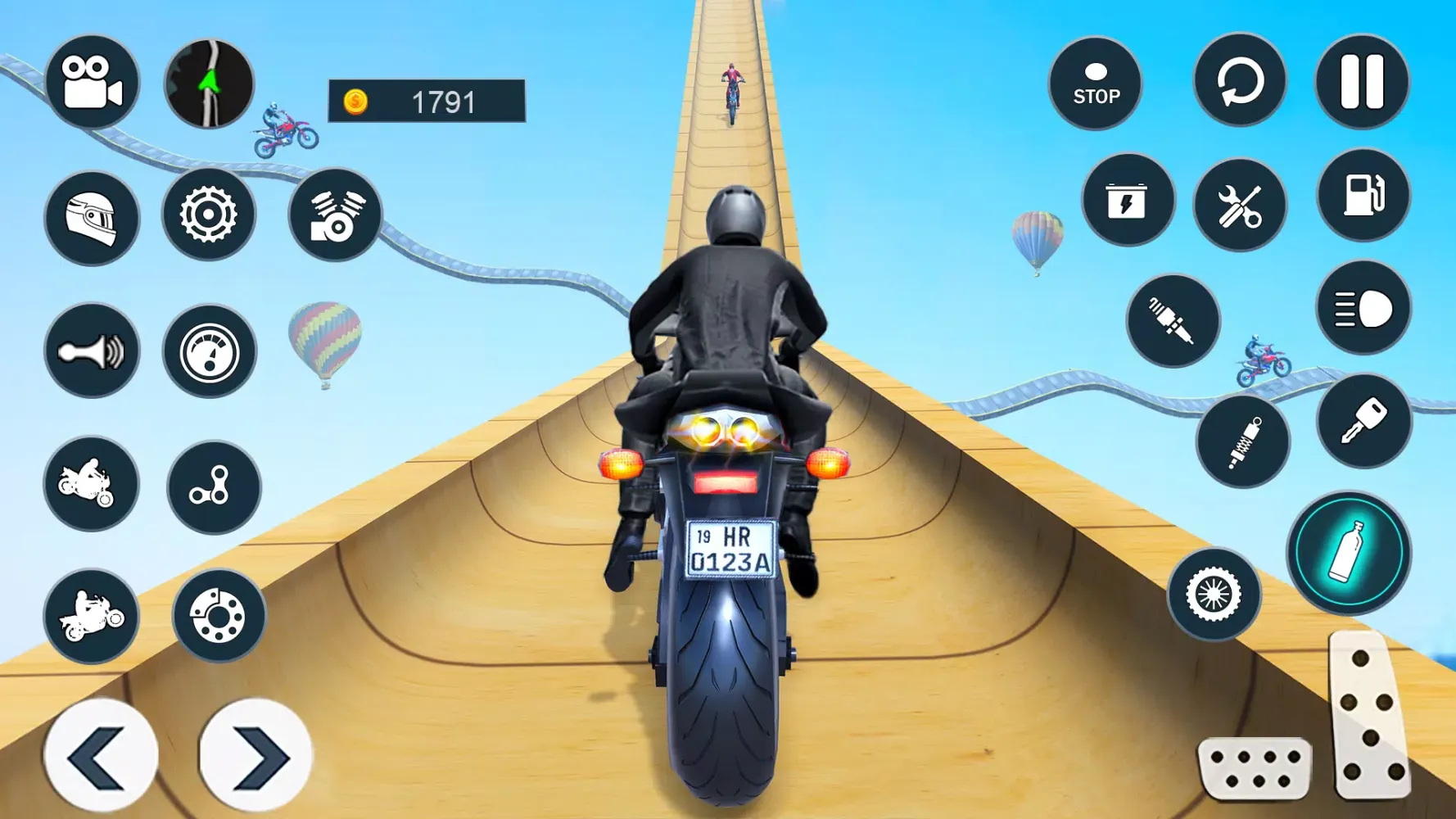 Tangkapan layar Mega Ramp Stunt Bike Games 3D