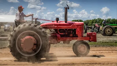 Скриншоты Tow Tractor Simulator Games