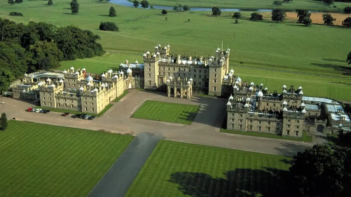 Floors Castle سکرین شاٹس