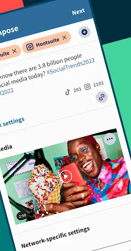 Hootsuite: Schedule Posts Screenshots