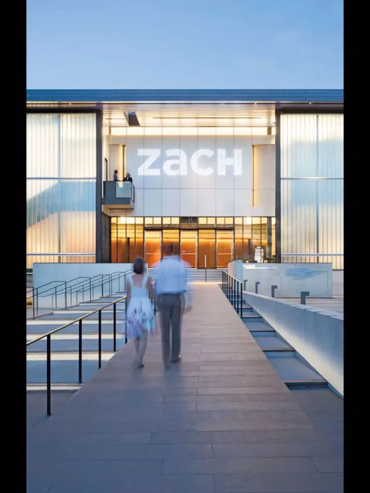 ZACH Theatre iPad 应用截图
