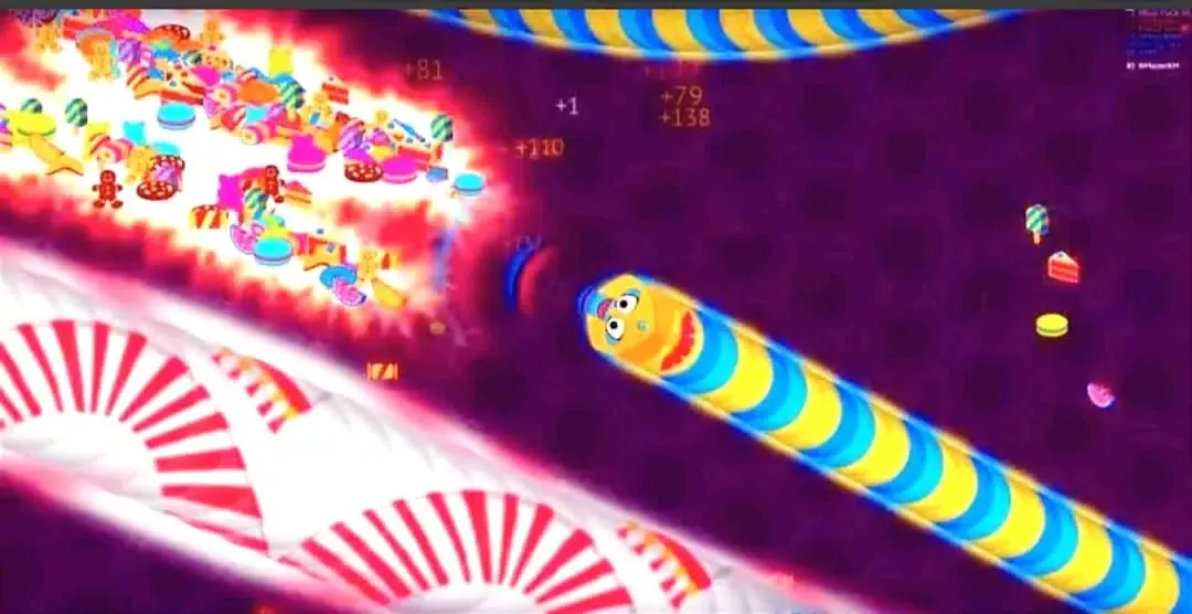 Snake Worm Battle Zone IO Screenshots