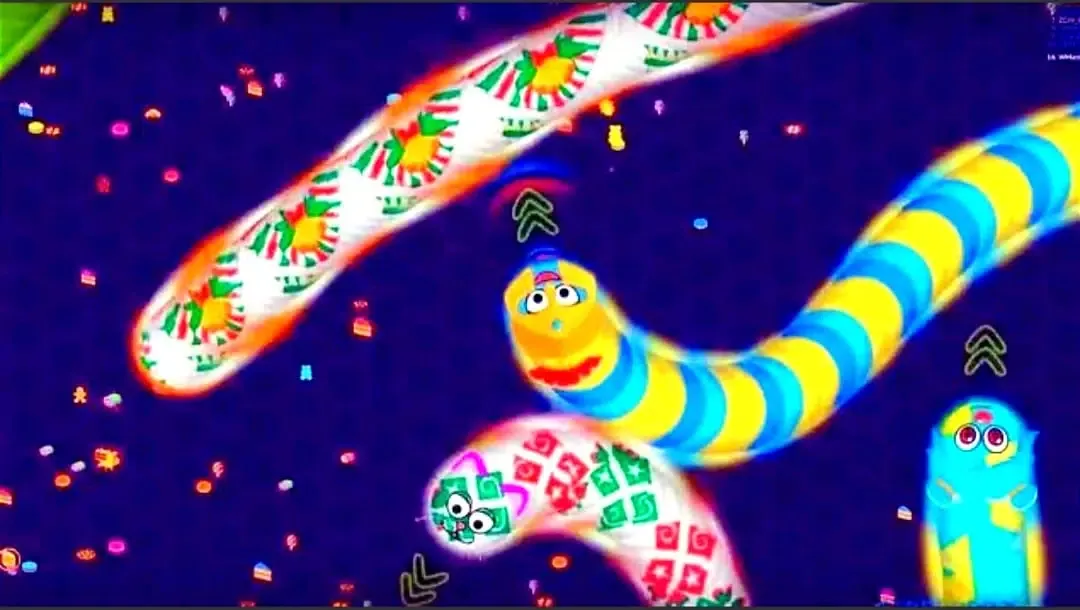 Snake Worm Battle Zone IO Screenshots