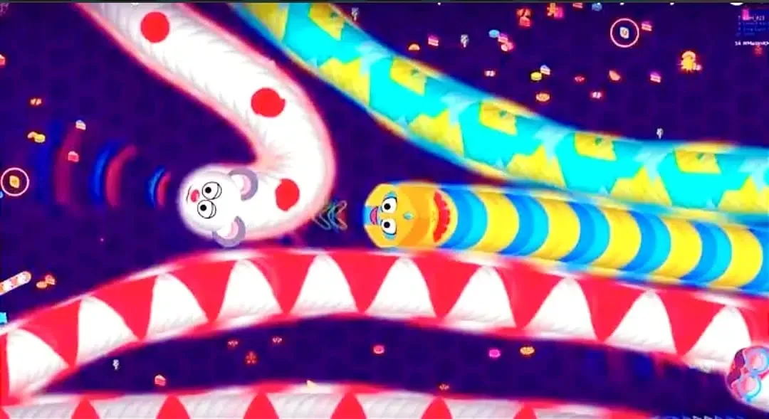 Snake Worm Battle Zone IO Screenshots