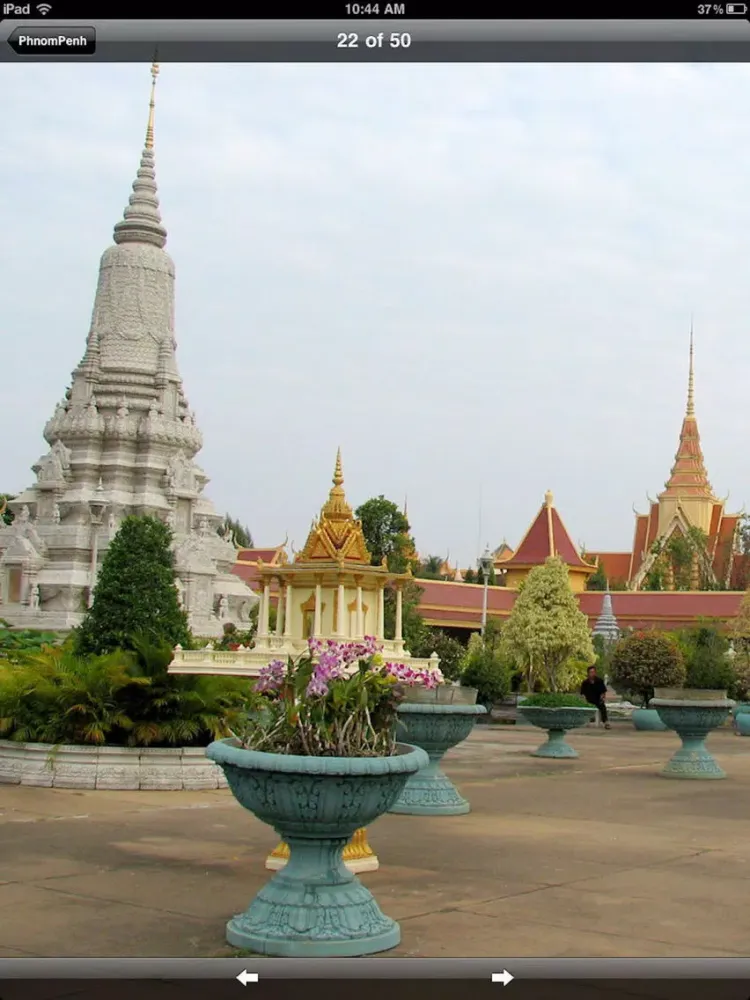 Ảnh chụp màn hình của Phnom Penh Offline Map Guide iPad 