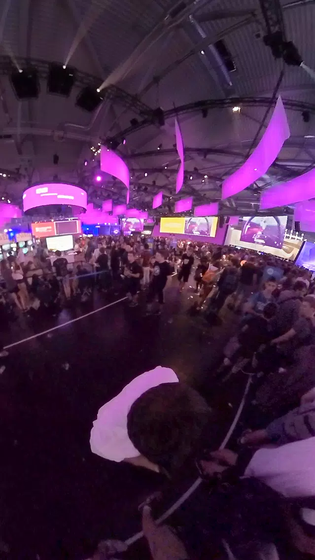 Screenshot di press360 VR trip at gamescom - Virtual Reality 360