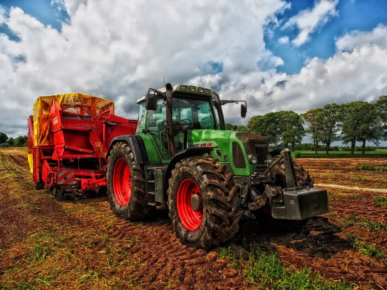 تصاویر Old Tractor Sound