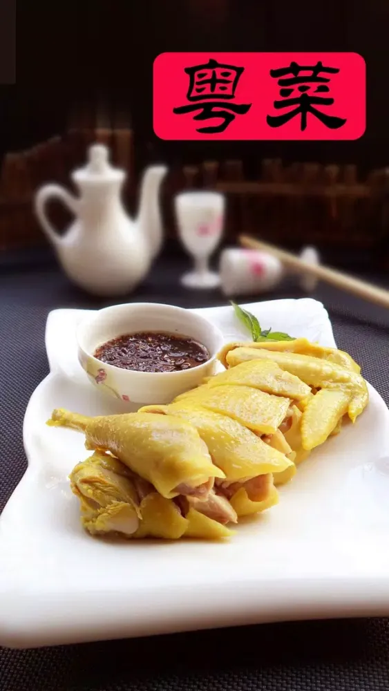 Captures d'écran de 粤菜菜谱大全免费版HD 保健养生食谱煲汤家常菜做法