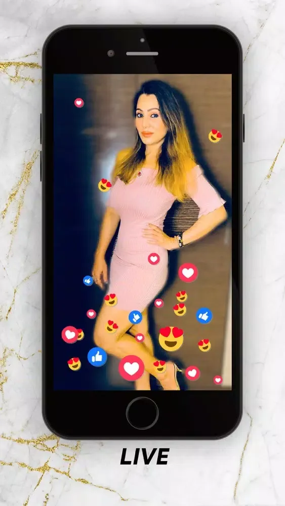 Tangkapan layar Karrishma Kar Official App