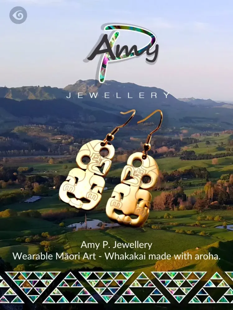 تصاویر Amy P. Jewellery iPad 