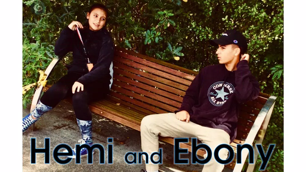 Hemi and Ebony Screenshots