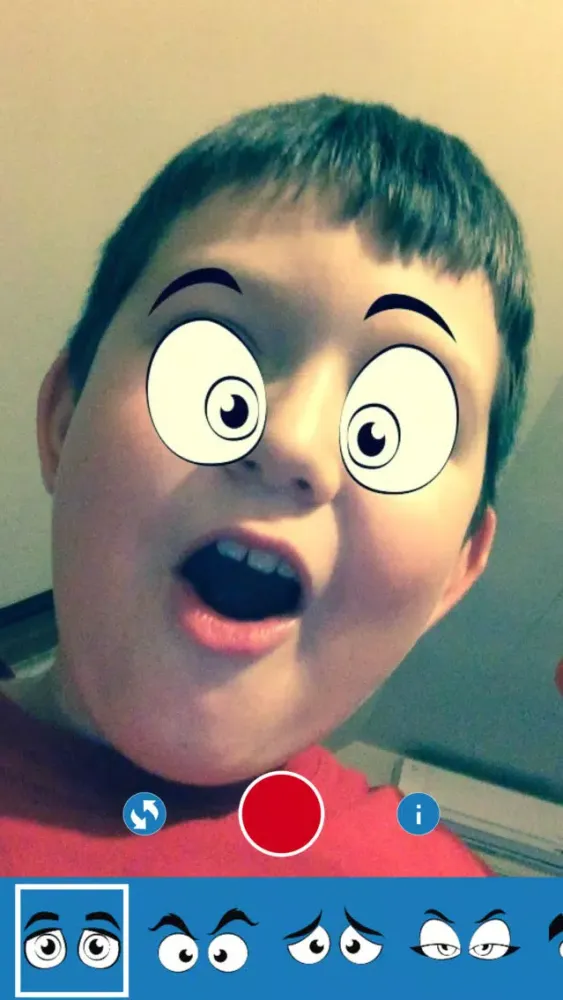Captures d'écran de iEye - Funny Cartoon Eyes Camera