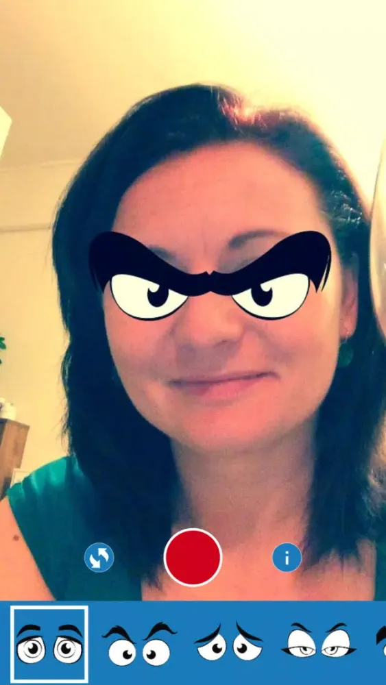 Captures d'écran de iEye - Funny Cartoon Eyes Camera