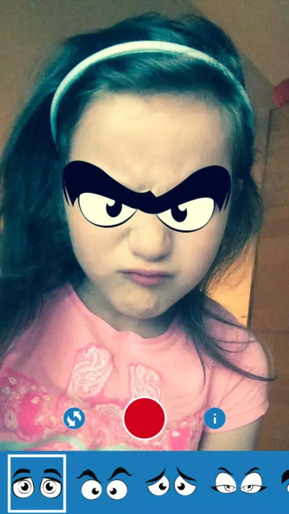 Captures d'écran de iEye - Funny Cartoon Eyes Camera