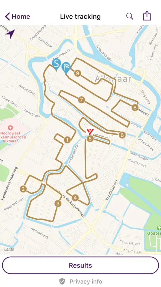 Capturas de pantalla de Alkmaar City Run by night