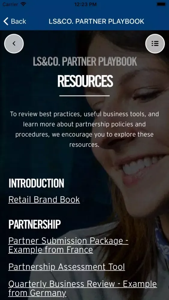 Capturas de pantalla de LS&Co. Partner Playbook