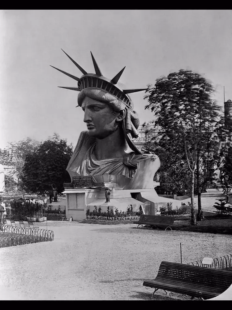Zrzuty ekranu America History iPad 