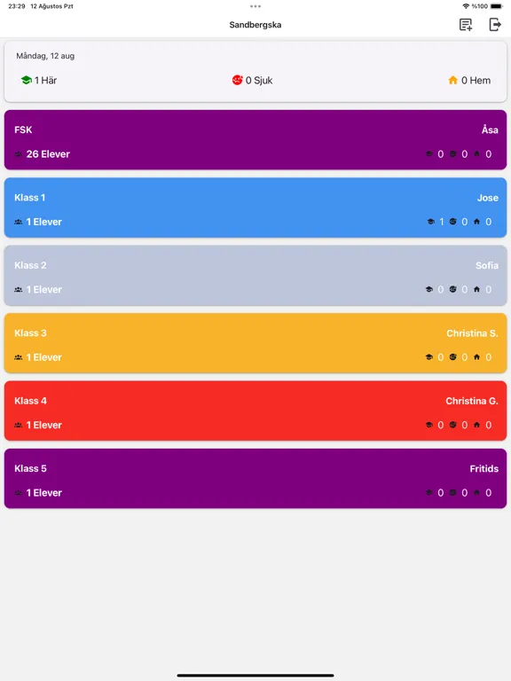 Скриншоты Class Student Atendance Trackr iPad 