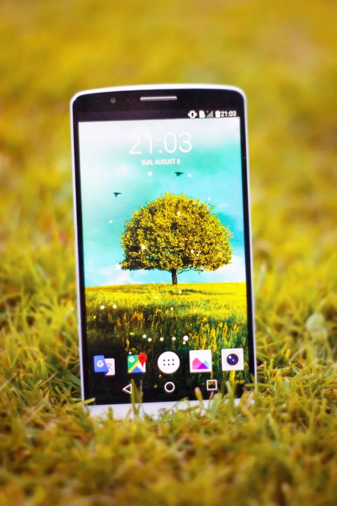 Скриншоты Awesome-Land 2 live wallpaper