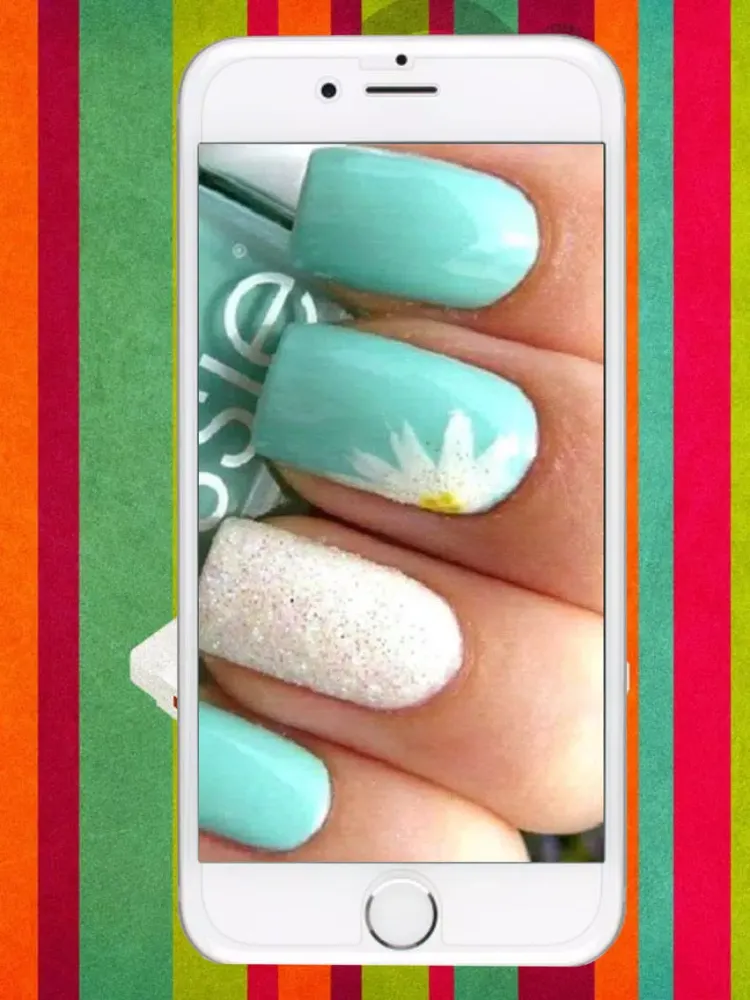 Captures d'écran de Nails Art & Design (best examples how girls and women can decor nails art fashion at home salon) free game iPad 