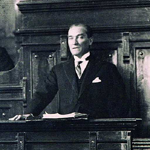 Atatürk'ün Sesinden