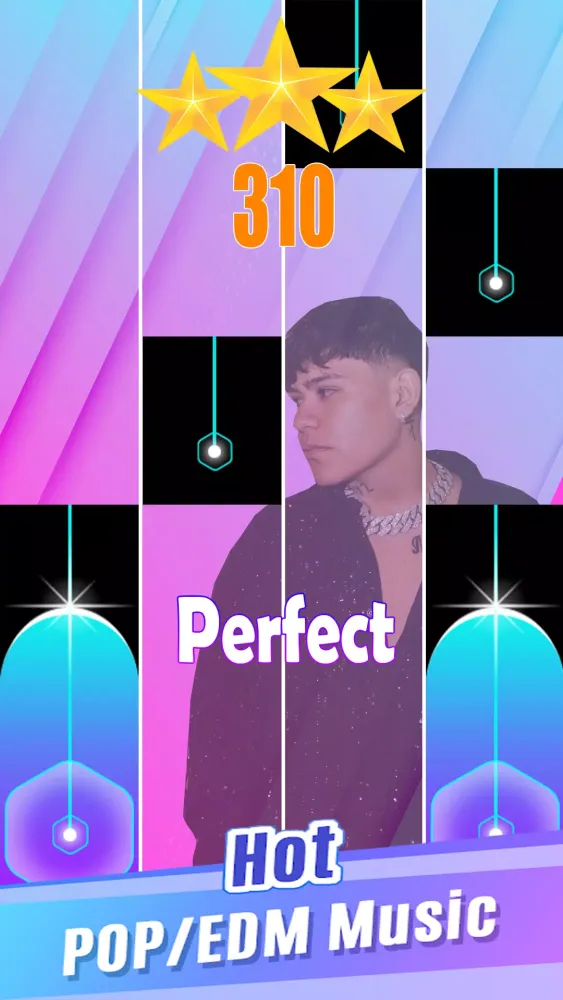 Tangkapan layar Junior H Piano Música