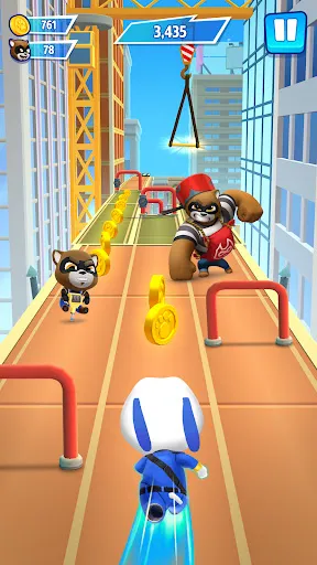 Talking Tom Hero Dash Screenshots