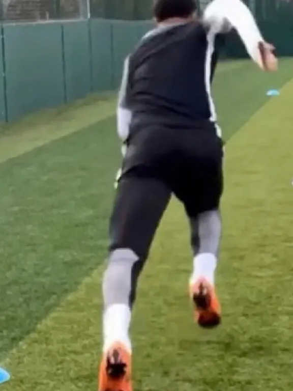 Esin Football Fitness iPad  Ekran Görüntüleri