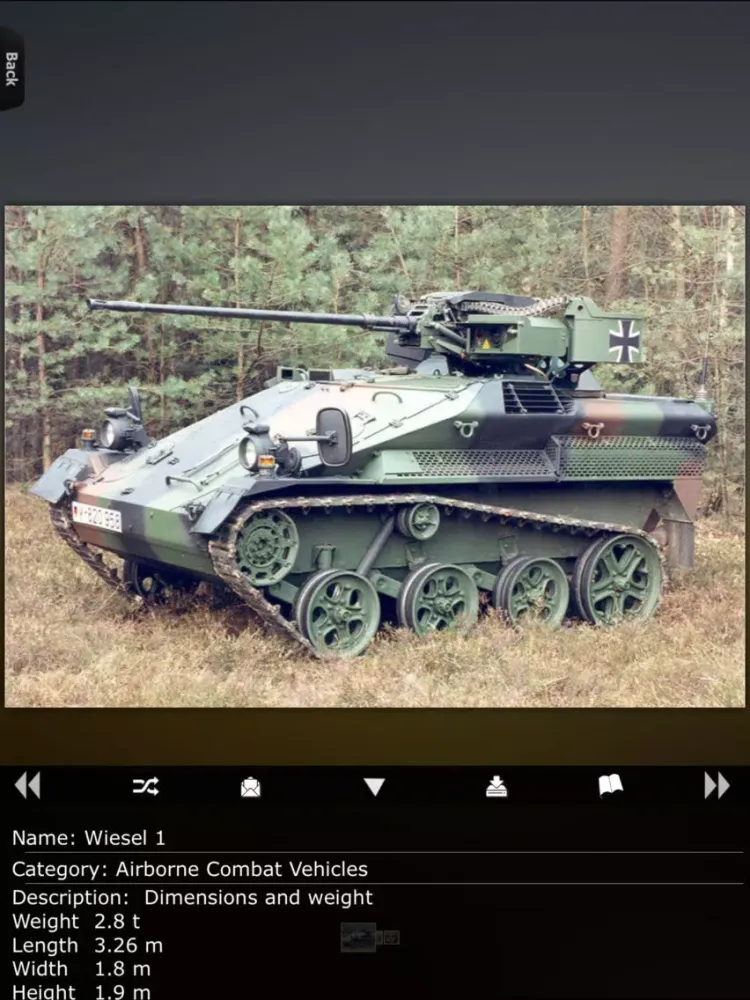 Military Armored Vehicles Info iPad 应用截图