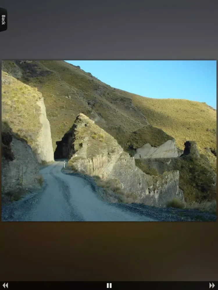 Capturas de pantalla de Dangerous Roads in the World' iPad 