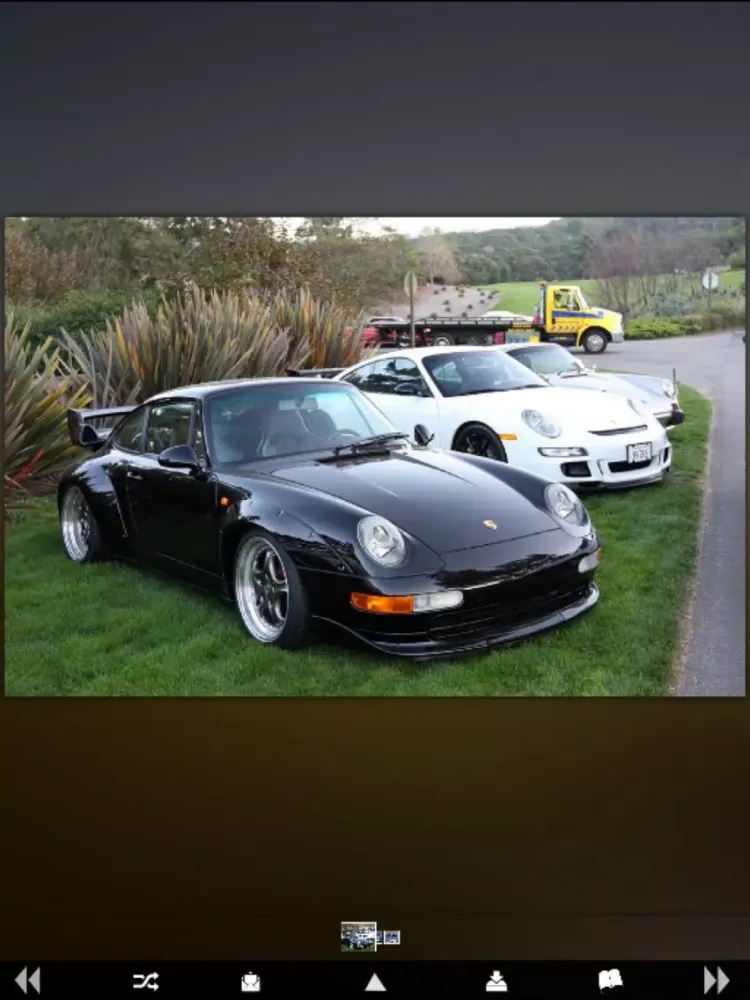 Tangkapan skrin Porsche Showroom iPad 
