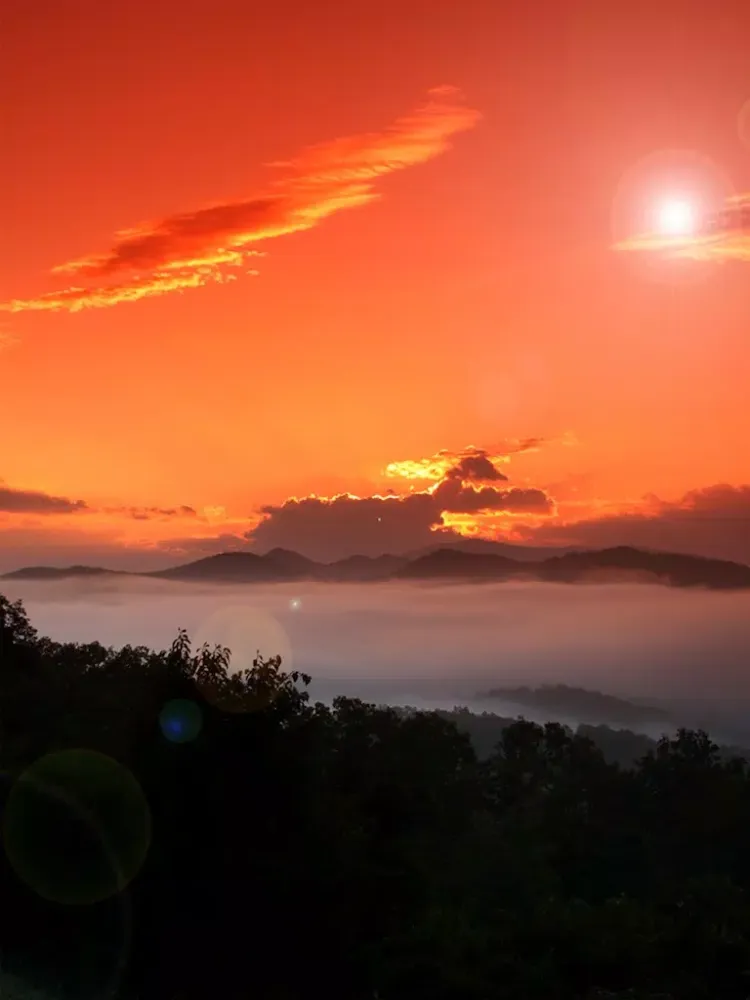تصاویر Hiking & Biking The Smoky Mountains iPad 