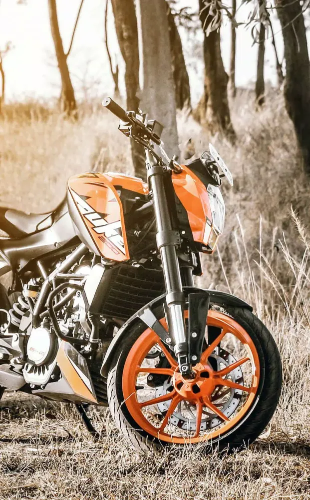 Tangkapan layar KTM Wallpapers