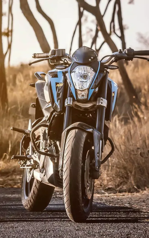 Tangkapan layar KTM Wallpapers