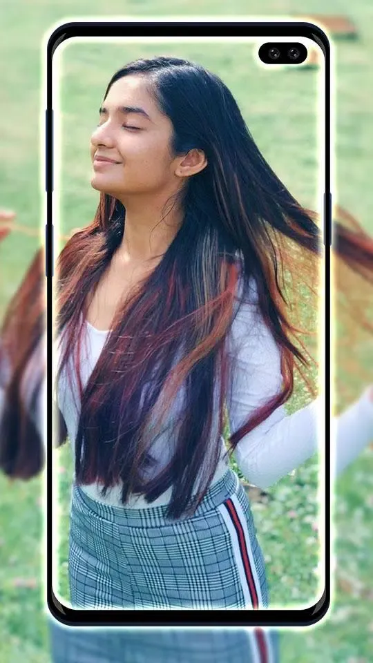 Capturas de pantalla de Anushka Sen Wallpaper and Phot