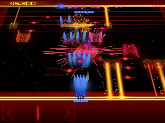 Tangkapan layar Super Crossfighter iPad 