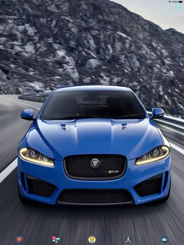 صور Car Wallpaper HD - Sport Cars iPad 