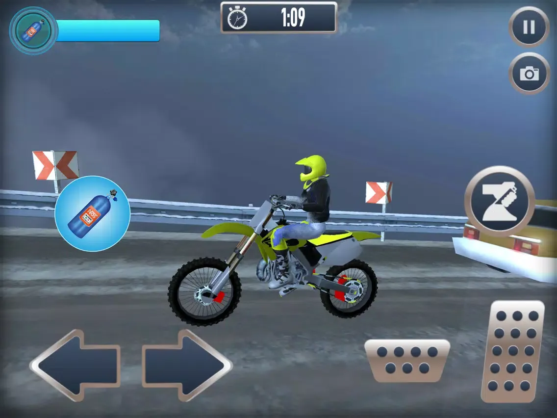 Tangkapan layar Heavy Snow Fast Biking Tour iPad 