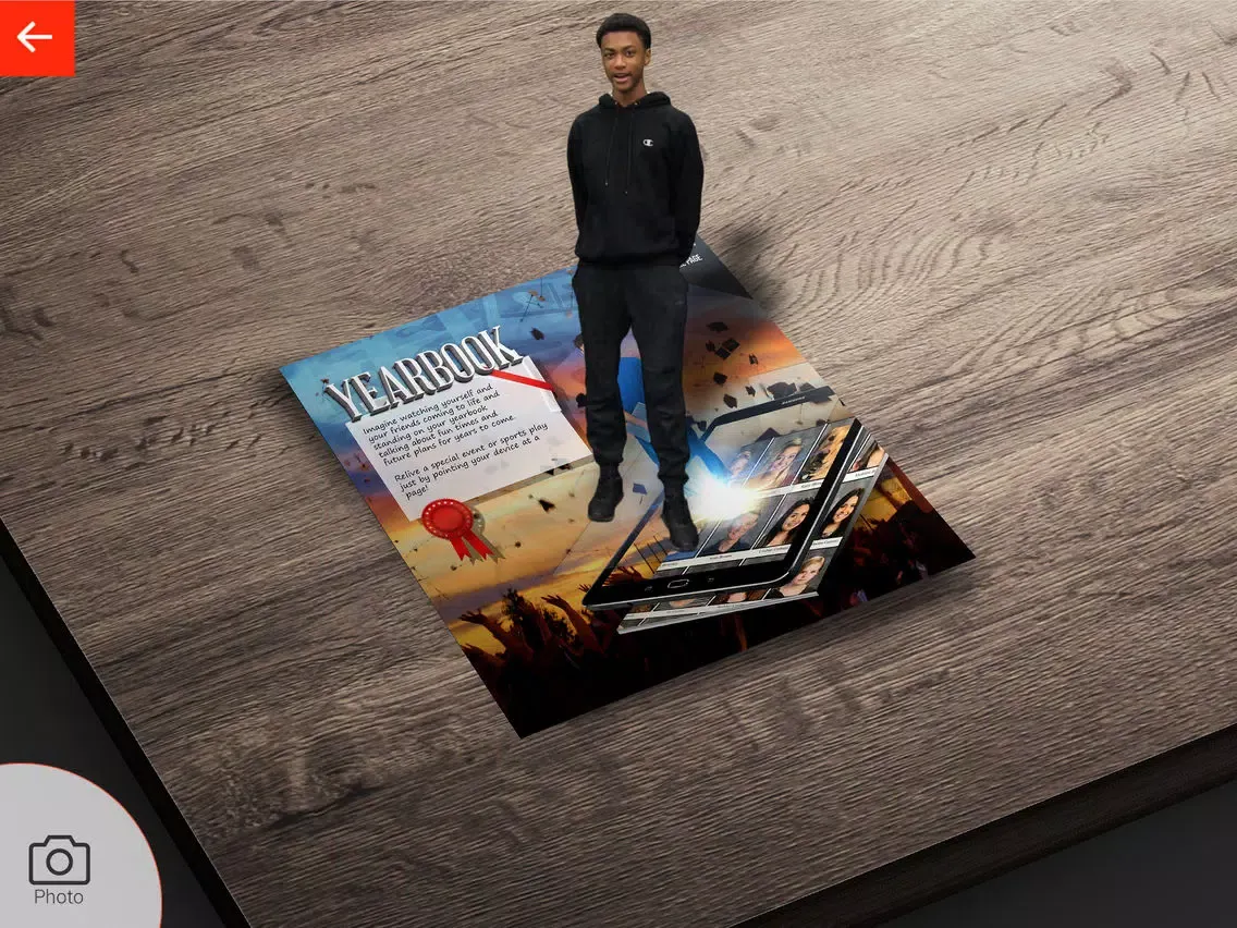 صور Shindig Studio AR Brochure iPad 