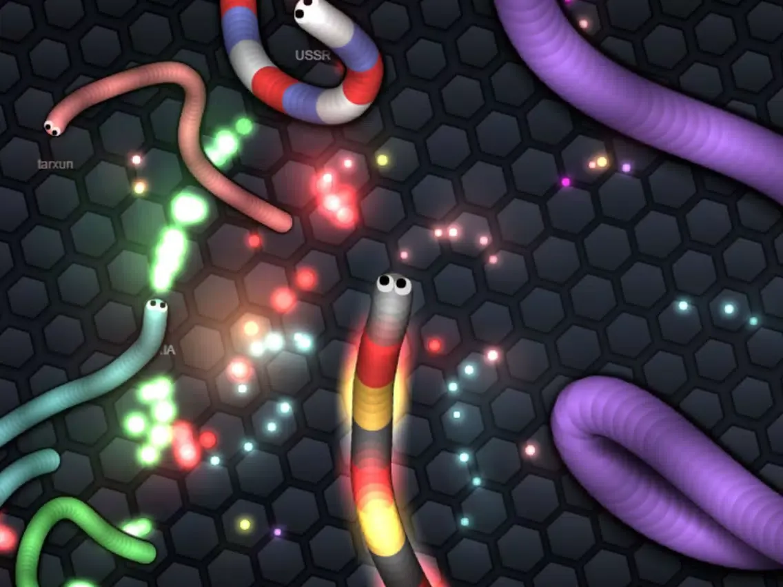 Screenshot di Snaker Dash -Color Snake Dance iPad 