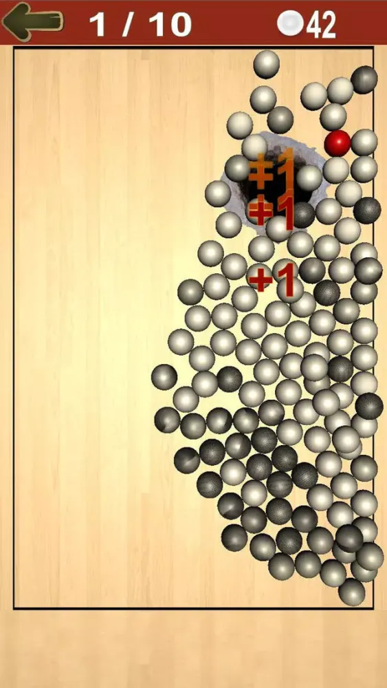 Labyrinth - Roll Balls into a hole Screenshots