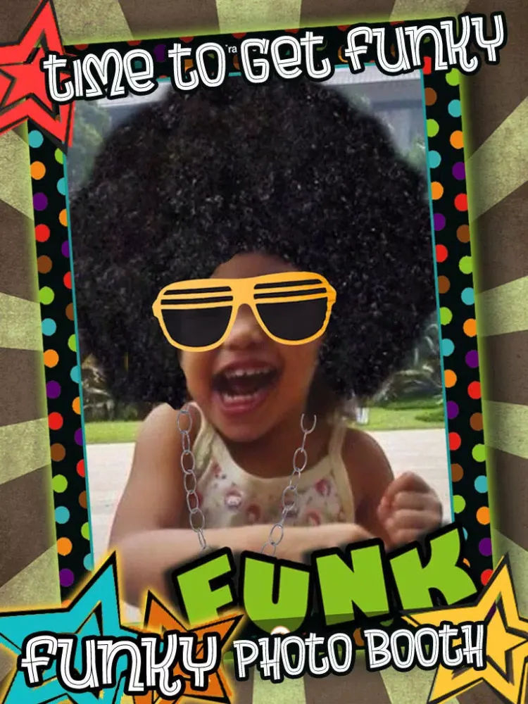 Funkify Photo Booth - FREE Fun Funky Wigs, Stickers, and Frames iPad  스크린샷
