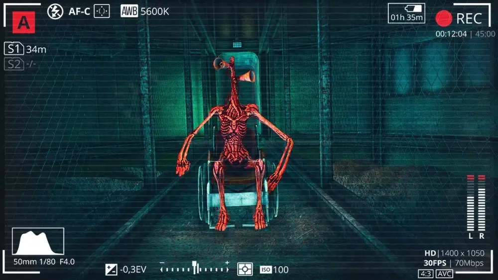 Siren Head Piggy Escape House Screenshots